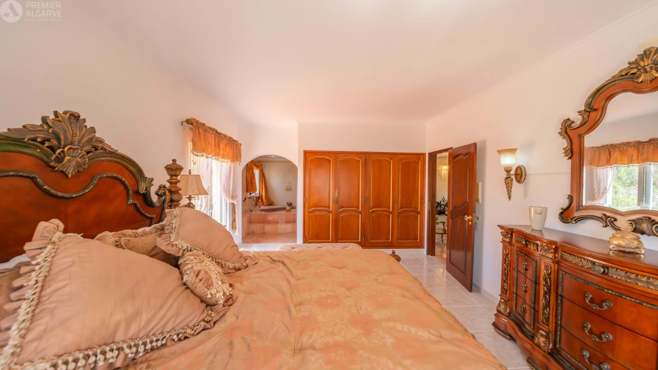 Moradia T4 para Venda em São Brás de Alportel Foto 30