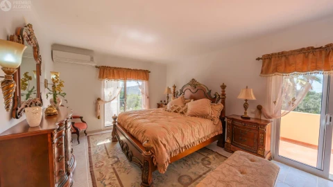 Moradia T4 para Venda em São Brás de Alportel