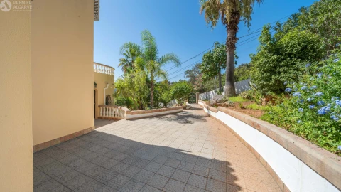 Moradia T4 para Venda em São Brás de Alportel