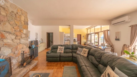 Moradia T4 para Venda em São Brás de Alportel