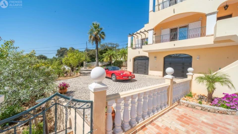 Moradia T4 para Venda em São Brás de Alportel