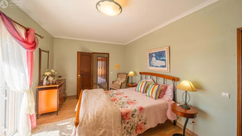 Moradia T4 para Venda em São Brás de Alportel