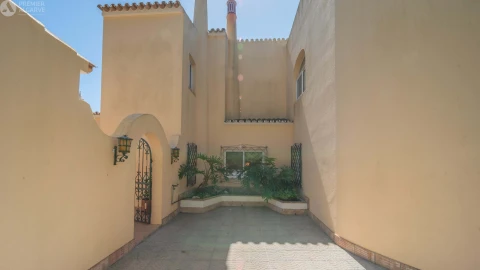 Moradia T4 para Venda em São Brás de Alportel