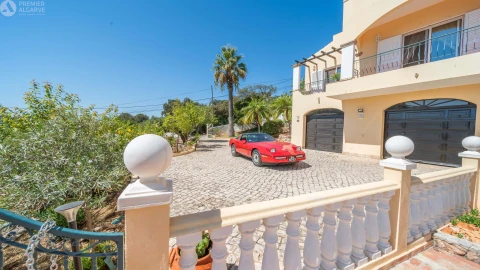 Moradia T4 para Venda em São Brás de Alportel