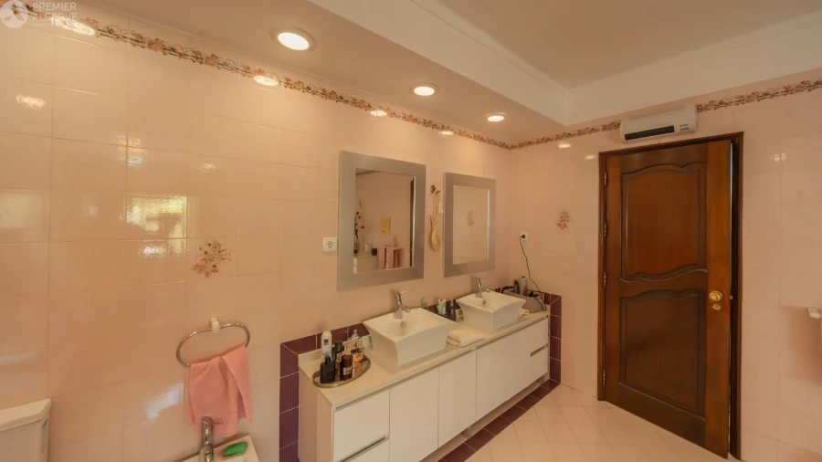 Moradia T4 para Venda em São Brás de Alportel Foto 20