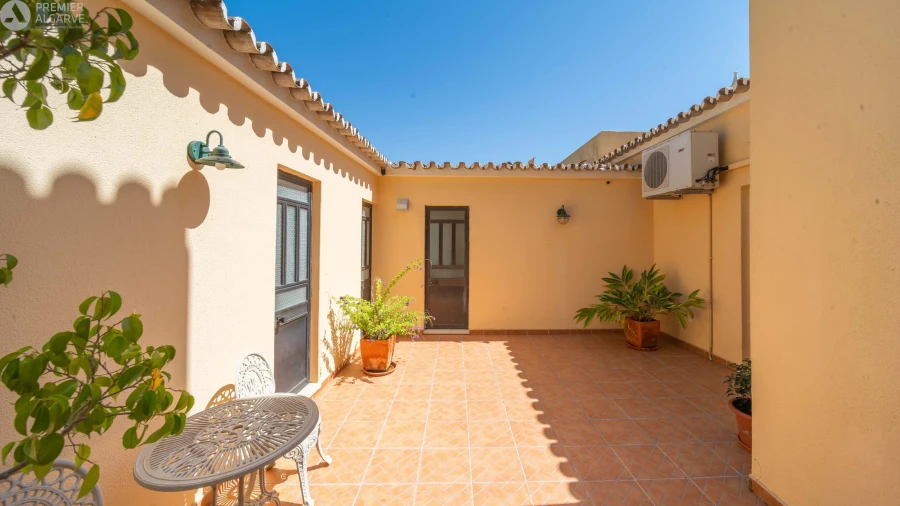 Moradia T4 para Venda em São Brás de Alportel Foto 36