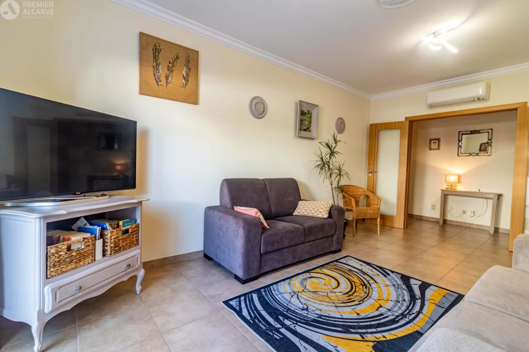 Apartamento T2 para Venda em Albufeira e Olhos de Água Foto 8