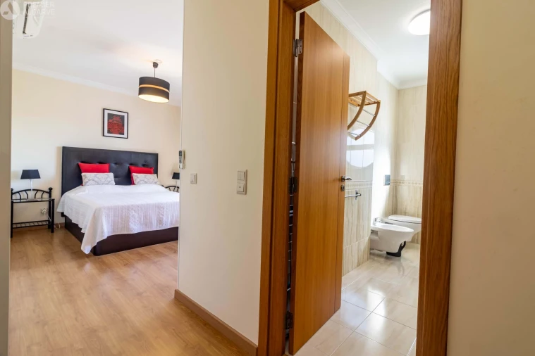 Apartamento T2 para Venda em Albufeira e Olhos de Água Foto 17