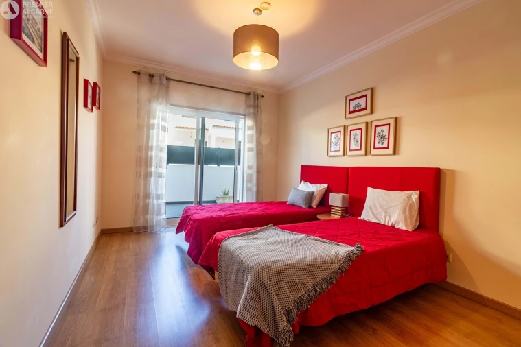 Apartamento T2 para Venda em Albufeira e Olhos de Água Foto 14