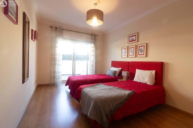 Apartamento T2 para Venda em Albufeira e Olhos de Água Foto 13