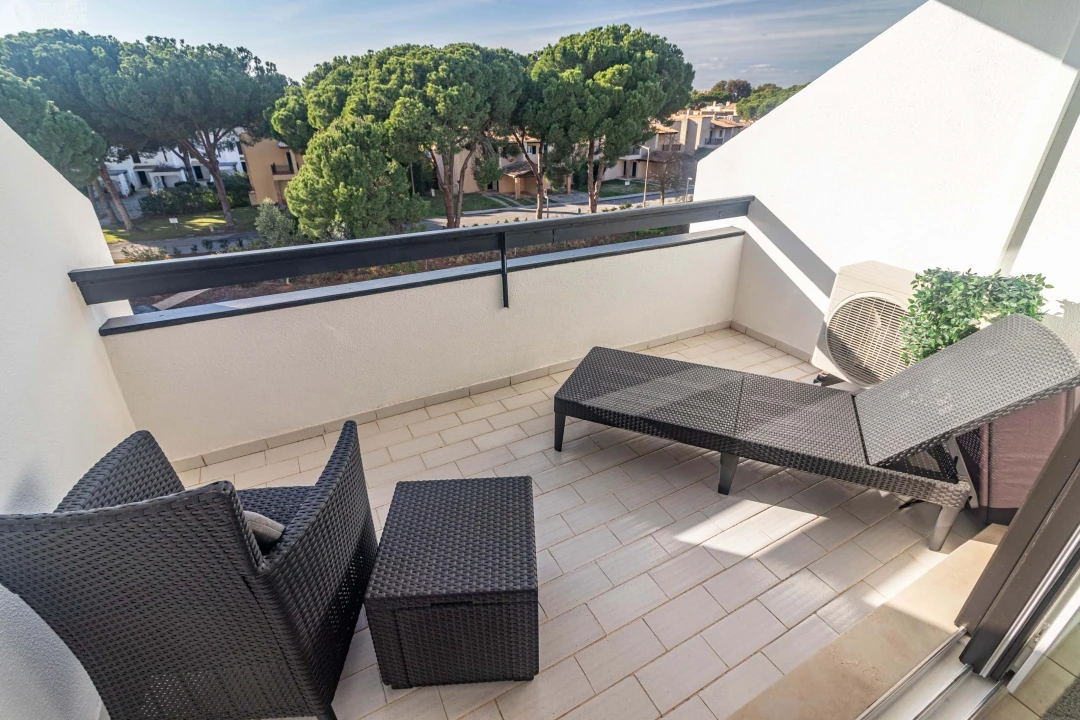 Apartamento T1 para Venda em Quarteira Foto 3