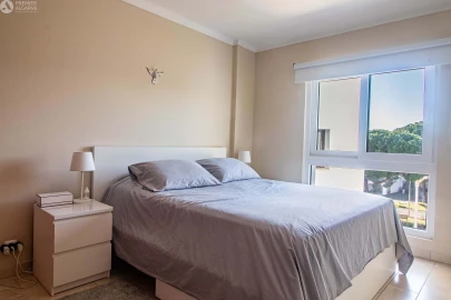 Apartamento T1 para Venda em Quarteira