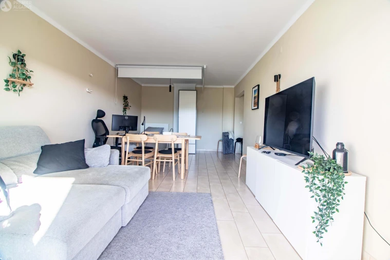 Apartamento T1 para Venda em Quarteira Foto 7