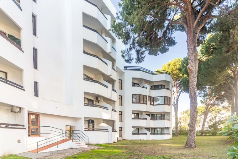 Apartamento T1 para Venda em Quarteira Foto 17