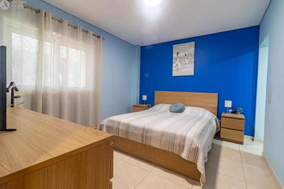 Apartamento T2 para Venda em Quarteira Foto 10