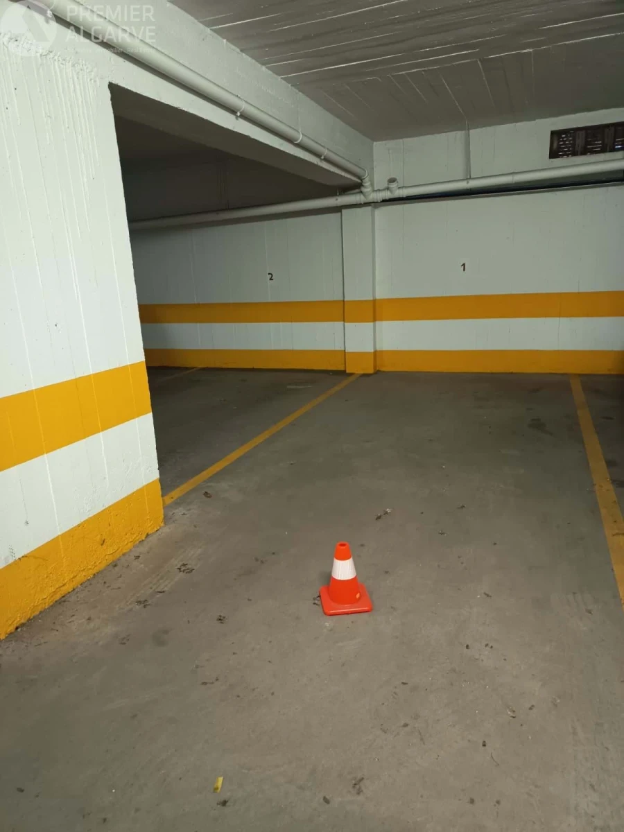 Apartamento T2 para Venda em Quarteira Foto 22