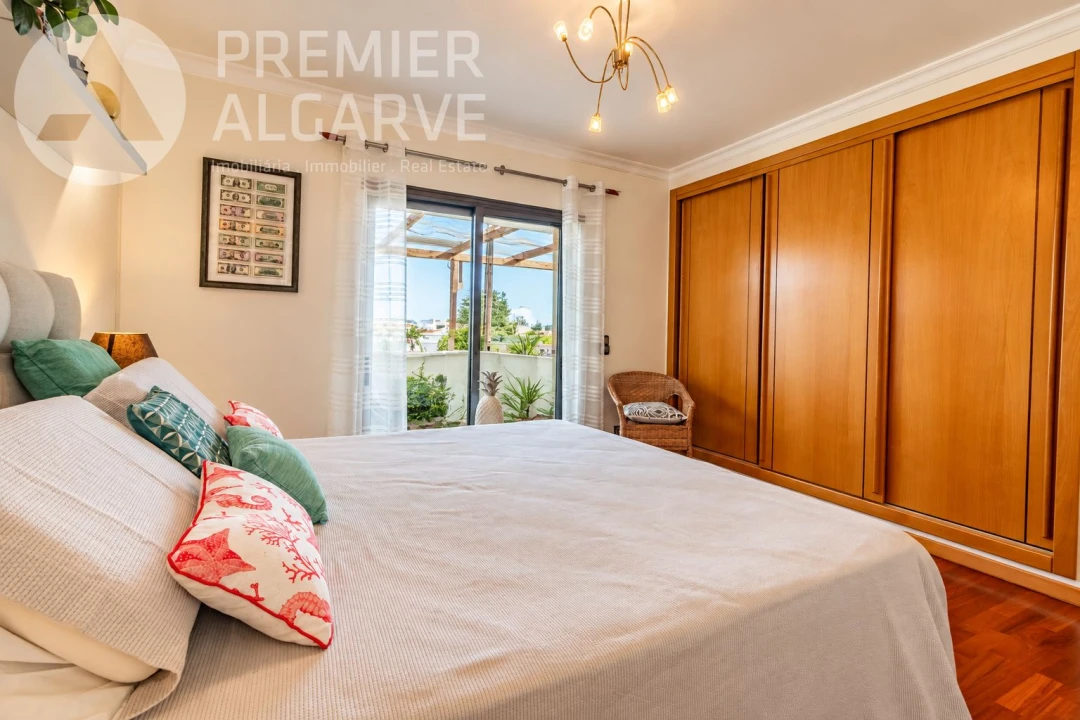 Apartamento T3 para Venda em Montenegro Foto 16