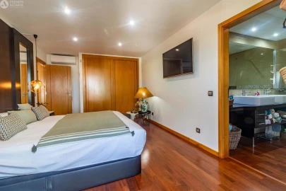 Apartamento T3 para Venda em Montenegro