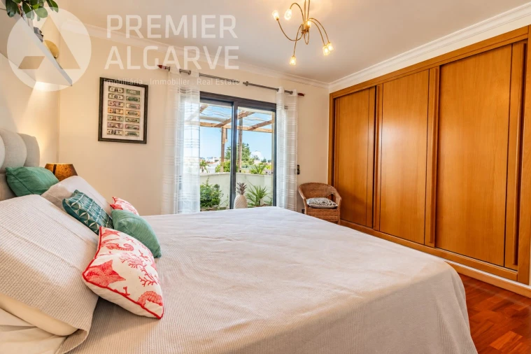 Apartamento T3 para Venda em Montenegro Foto 16
