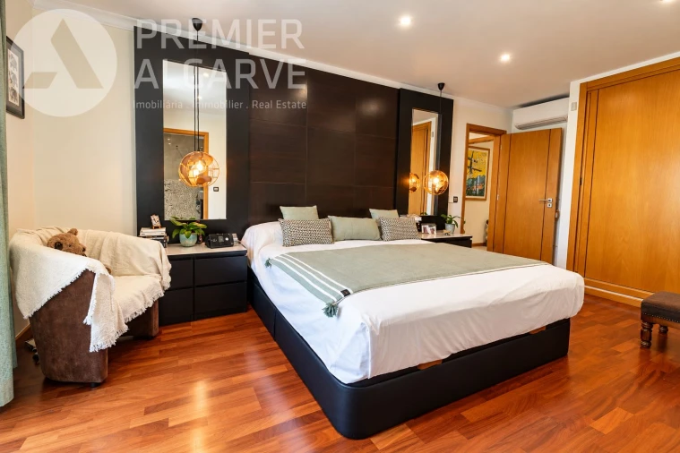 Apartamento T3 para Venda em Montenegro Foto 12
