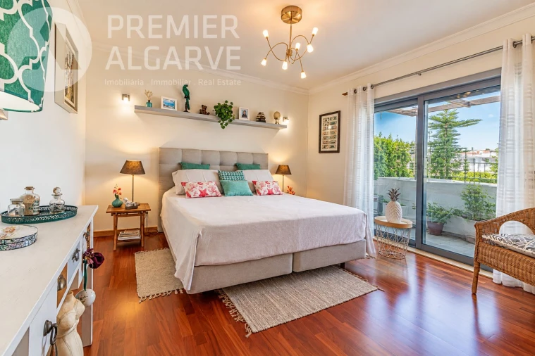 Apartamento T3 para Venda em Montenegro Foto 17