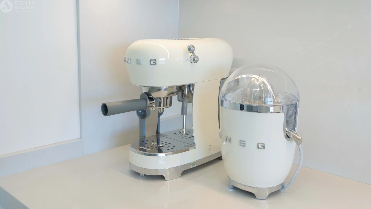 Apartamento T2 para Venda em Quarteira Foto 8