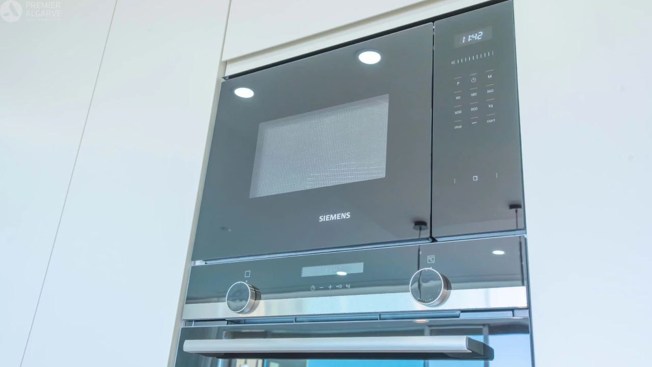 Apartamento T2 para Venda em Quarteira Foto 35