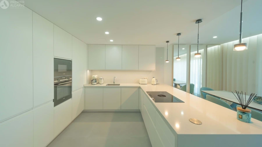 Apartamento T2 para Venda em Quarteira Foto 6