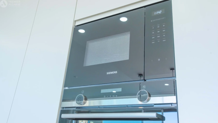 Apartamento T2 para Venda em Quarteira Foto 35