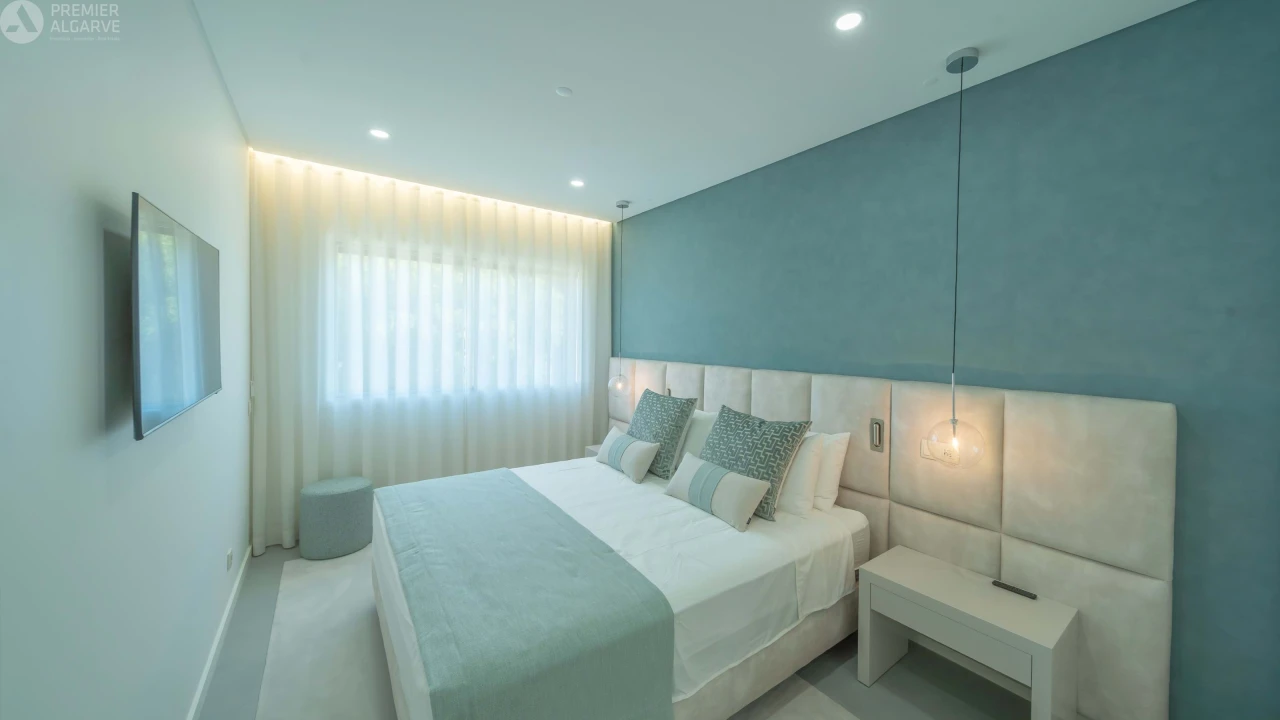 Apartamento T2 para Venda em Quarteira Foto 16