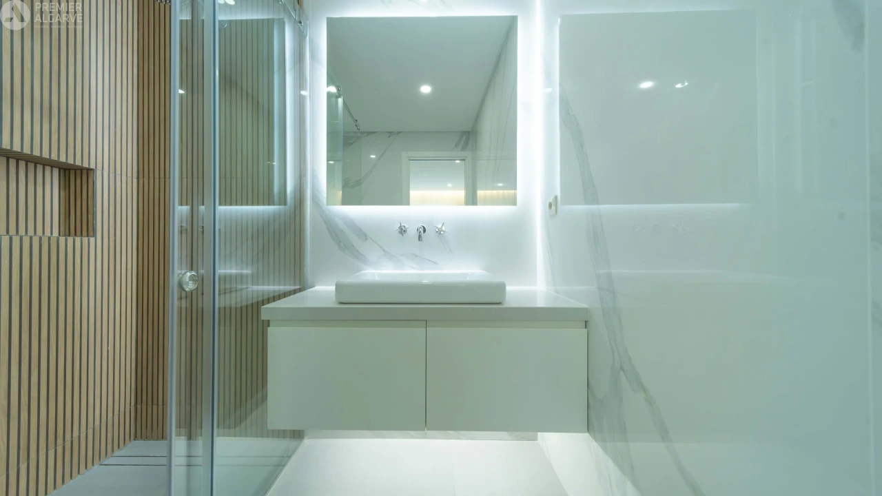 Apartamento T2 para Venda em Quarteira Foto 22