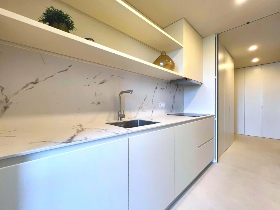 Apartamento T3 para Venda em Aldoar, Foz do Douro e Nevogilde Foto 9