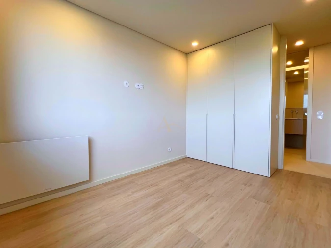 Apartamento T3 para Venda em Aldoar, Foz do Douro e Nevogilde Foto 21