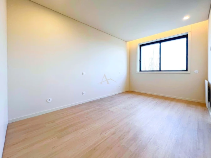 Apartamento T3 para Venda em Aldoar, Foz do Douro e Nevogilde Foto 14