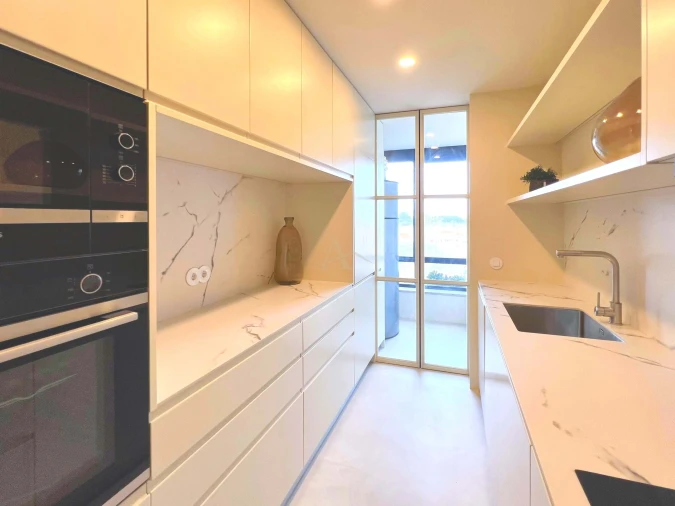 Apartamento T3 para Venda em Aldoar, Foz do Douro e Nevogilde Foto 8