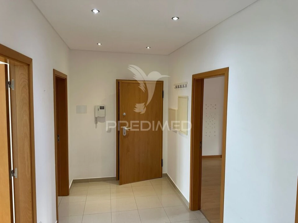 Apartamento T2 para Venda em Castelo Branco Foto 6