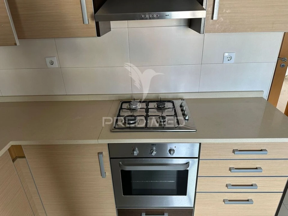 Apartamento T2 para Venda em Castelo Branco Foto 2