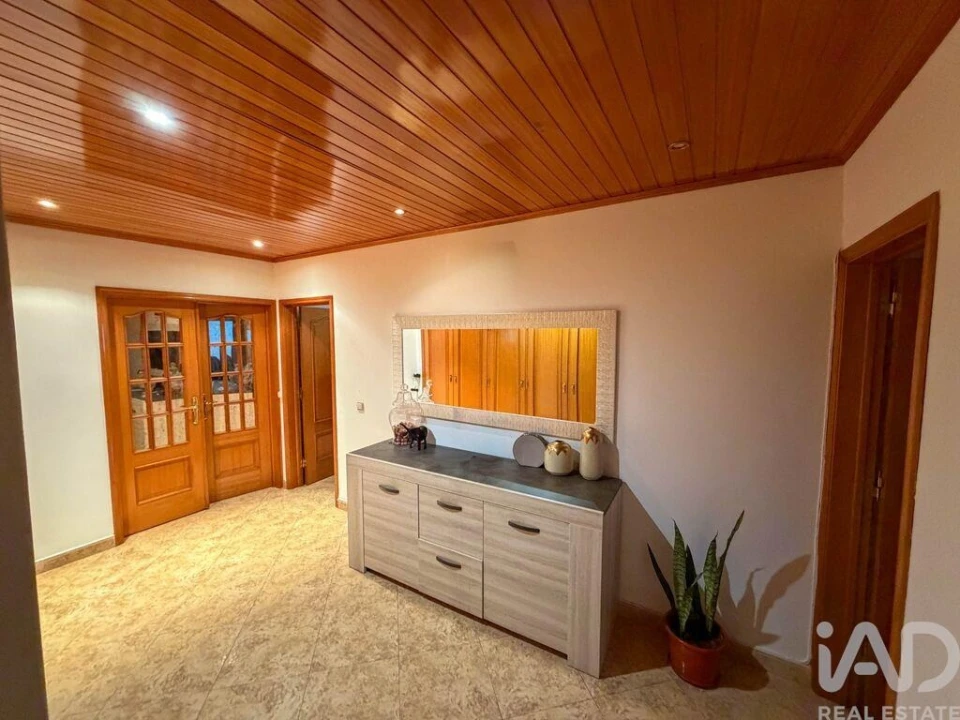 Apartamento T2 para Venda em Algueirão-Mem Martins Foto 1