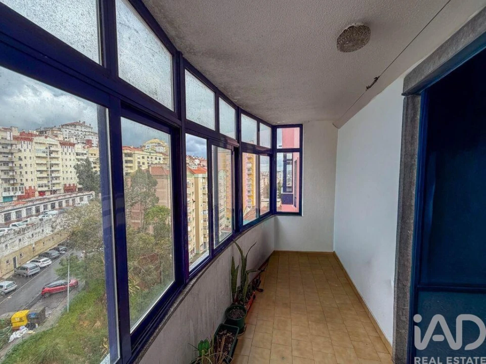 Apartamento T2 para Venda em Algueirão-Mem Martins Foto 3