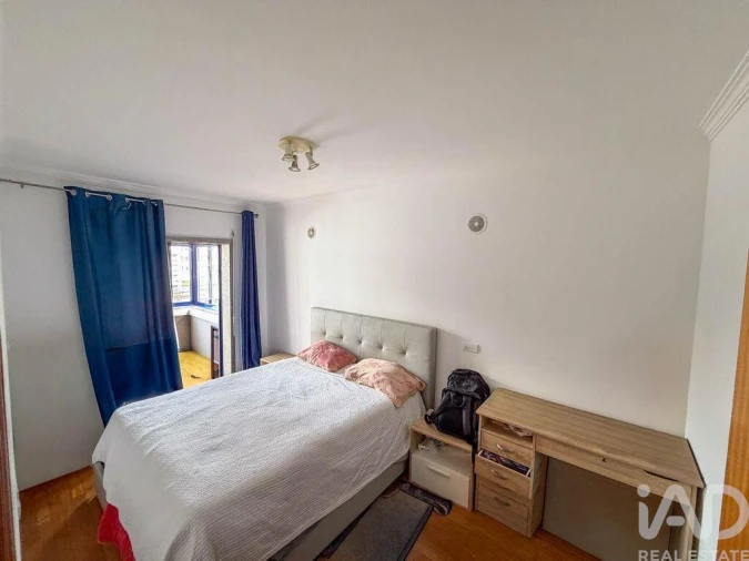 Apartamento T2 para Venda em Algueirão-Mem Martins Foto 4