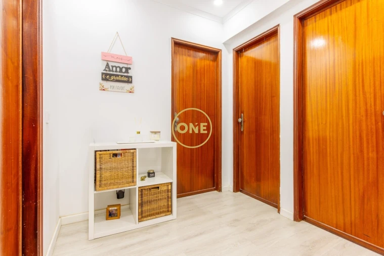 Apartamento T4 para Venda em Cacém e São Marcos Foto 13