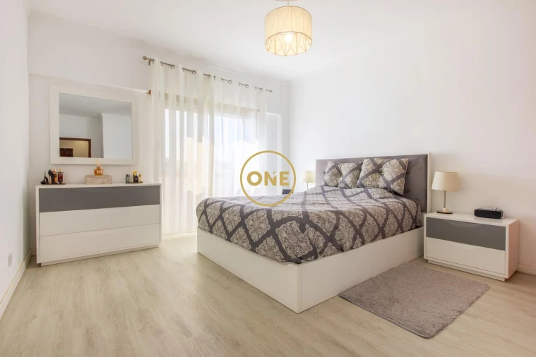 Apartamento T4 para Venda em Cacém e São Marcos Foto 3