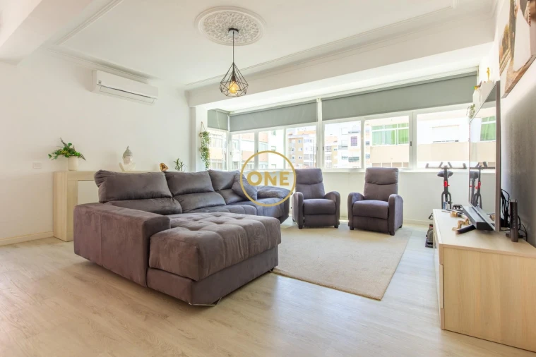 Apartamento T4 para Venda em Cacém e São Marcos Foto 21