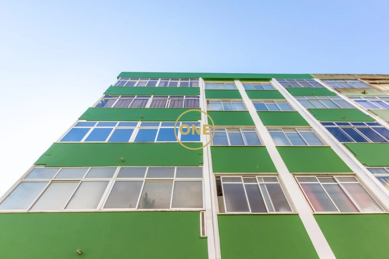 Apartamento T4 para Venda em Cacém e São Marcos Foto 9