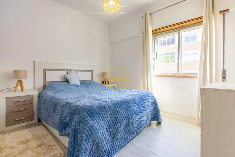 Apartamento T4 para Venda em Cacém e São Marcos Foto 5