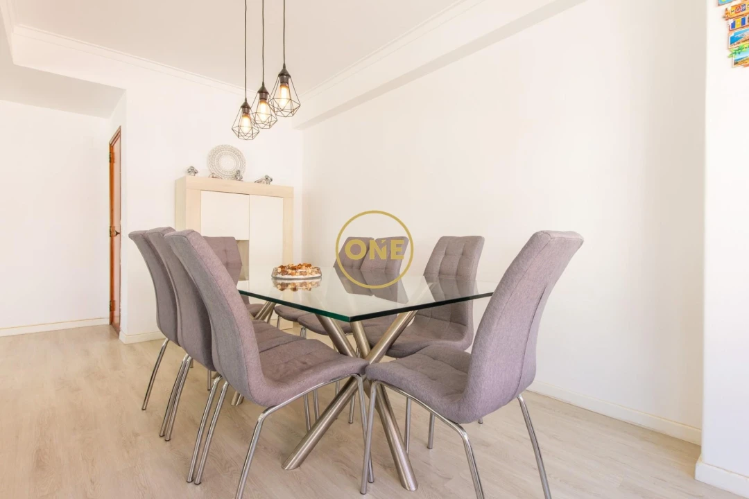 Apartamento T4 para Venda em Cacém e São Marcos Foto 23