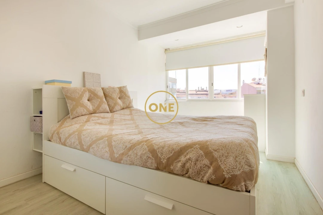 Apartamento T4 para Venda em Cacém e São Marcos Foto 4