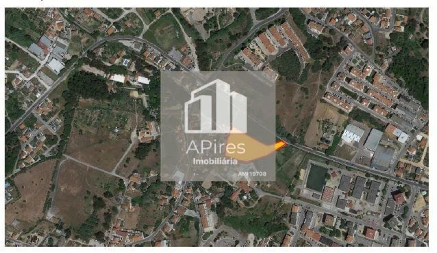 Terreno para Venda em Charneca de Caparica e Sobreda