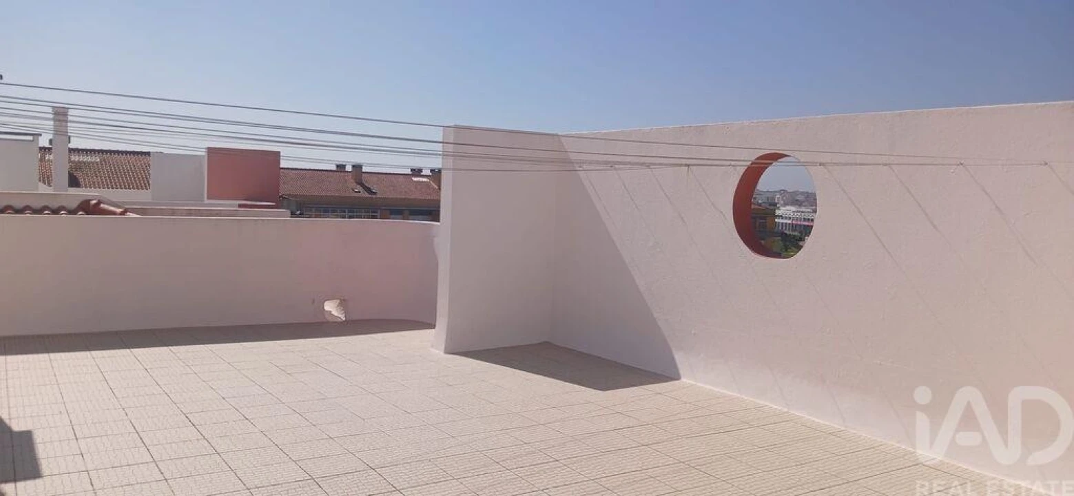 Apartamento T1 para Venda em Peniche Foto 5