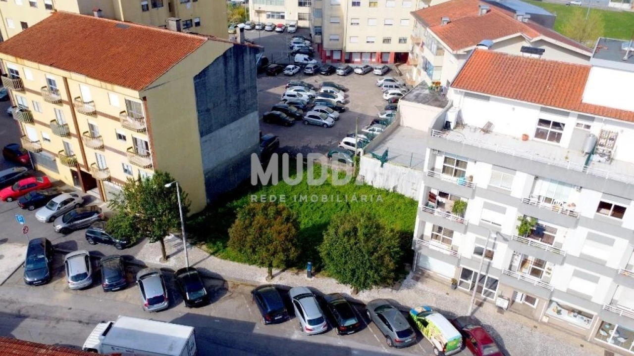 Terreno para Venda em O. Azeméis, Riba-Ul, Ul, Macinhata Seixa, Madail Foto 4